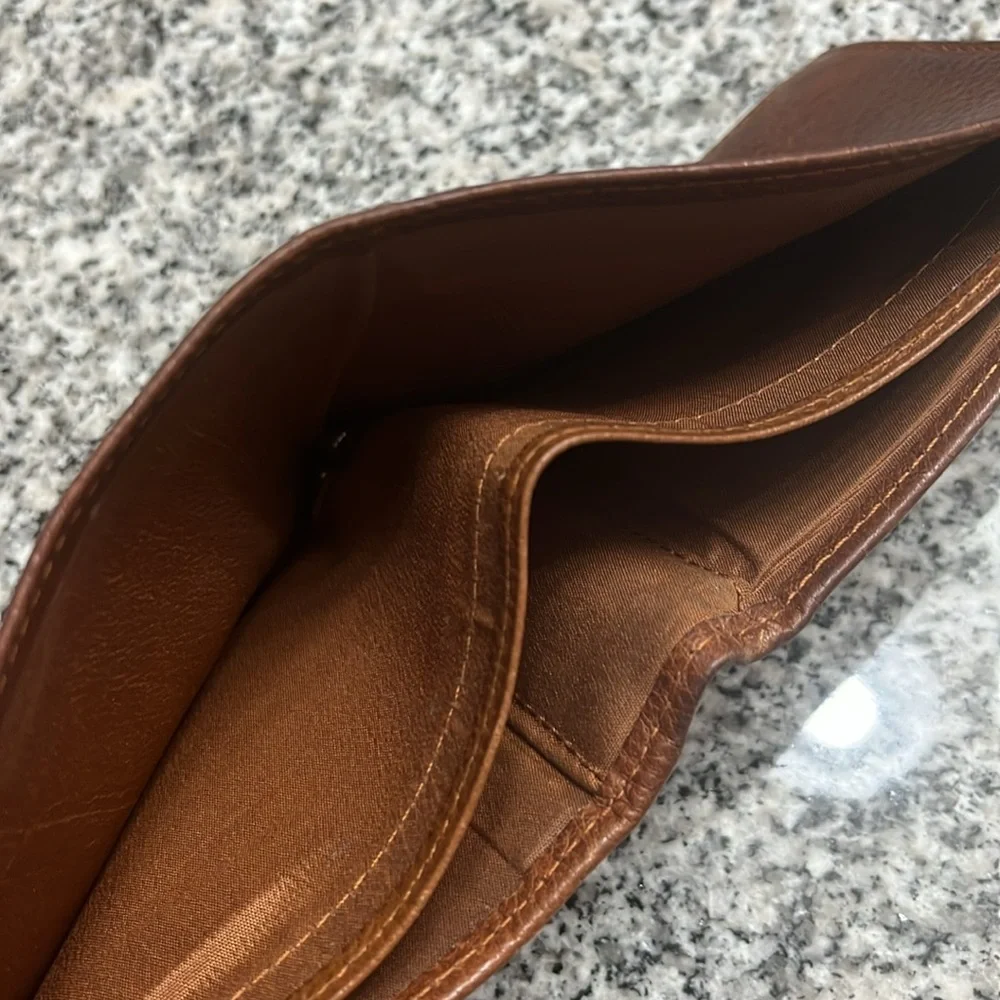 Polo Ralph Lauren Bifold Wallet Pebbled Leather brown used